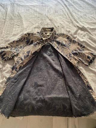Camisa H&M Manga Corta Estampada. Talla M