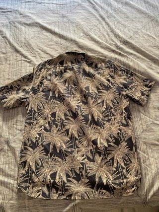 Camisa H&M Manga Corta Estampada. Talla M