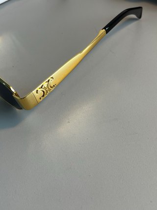 Occhiali Celine Triomphe Oro Nero CL40235U