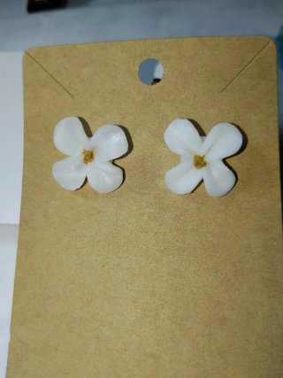 Pendientes Blancos