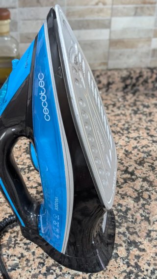 Plancha Cecotec Azul