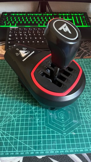 Palanca de cambios Thrustmaster TH8S