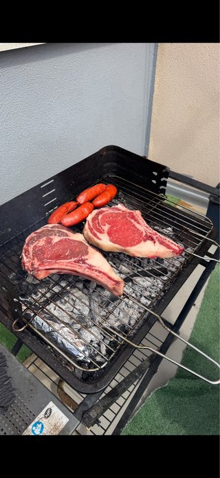 Barbacoa metálica plegable