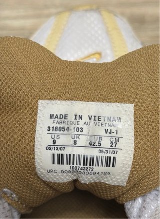 Nike Bambas Vintage Doradas y Blancas