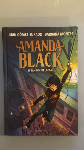 Coleccion libros amanda black del 1 al 8.