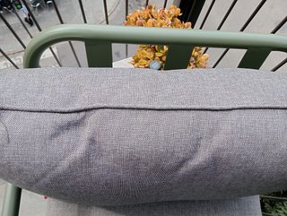 Muebles terraza: 2 butacas y 1 mesa