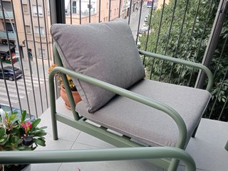 Muebles terraza: 2 butacas y 1 mesa