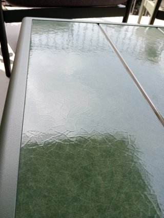 Muebles terraza: 2 butacas y 1 mesa