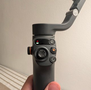 DJI Osmo Mobile 6 Gimbal para móvil