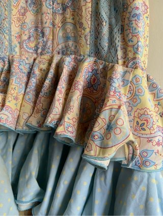 Traje flamenca azul/amarillo con lunares y flores