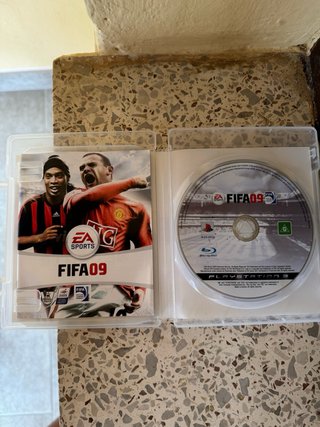 FIFA 10 e FIFA 9 per PS3