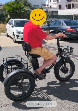 Triciclo Eléctrico Biwbik Khali Negro Mate