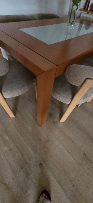 Mesa comedor extensible madera cerezo y cristal