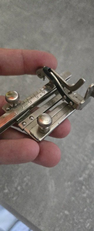 Accesorio Máquina Coser Guía Dobladillo