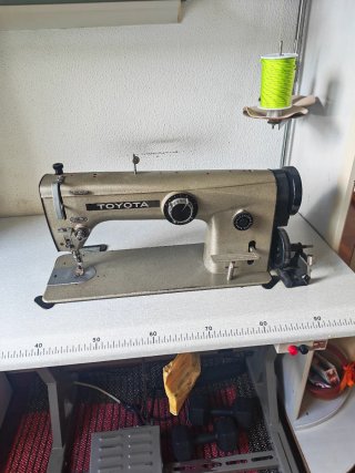 Máquina de coser industrial monofasica