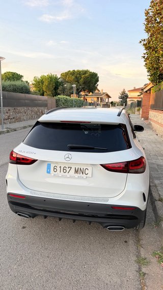 Mercedes-Benz GLA 250e 2024