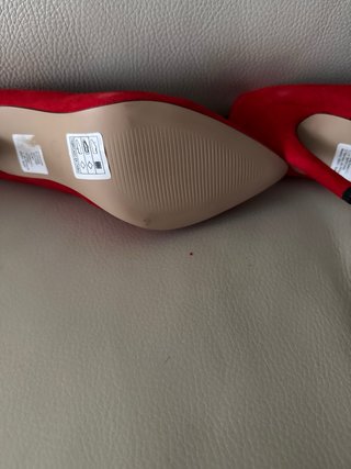 Zapatos de tacón rojos talla 36