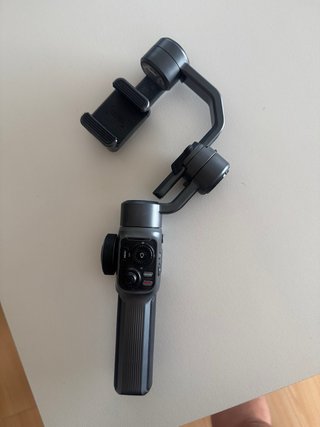 Canon EOS 700D + Objetivo 18-135 + Accesorios