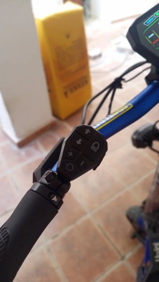 Vendo patinete eléctrico ECOXTREEM M41 Tank 2000w