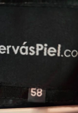 Chaqueta de cuero HervasPiel Negra (negociable)