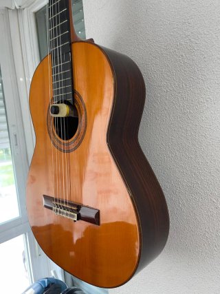 Guitarra Antigua Palo Santo de Río