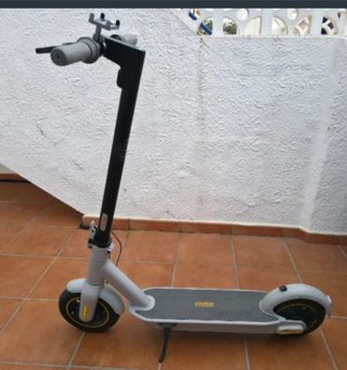 Segway Ninebot KickScootMax G30 Patinete Eléctrico