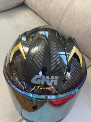 Casco Moto Negro Carbono Dorado