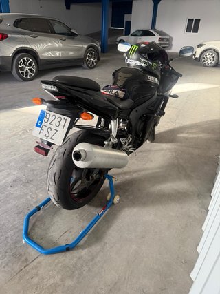 Yamaha R6 Negra