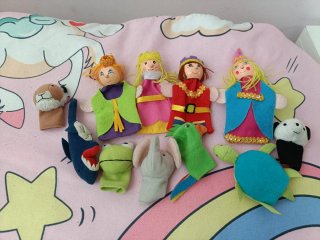 Marionetas de dedo variadas