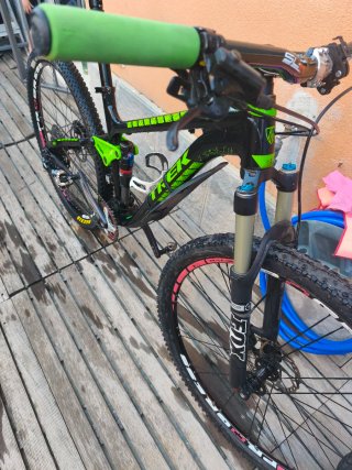 Bicicleta Trek Fuel EX
