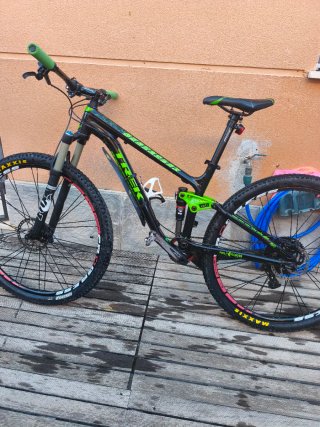 Bicicleta Trek Fuel EX