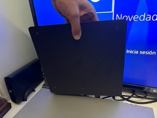 PS4 Slim 500GB + 2 Mandos + Juegos
