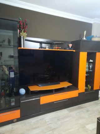 Mueble Salón Naranja y Marrón