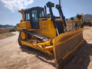 Bulldozer Caterpillar D6T