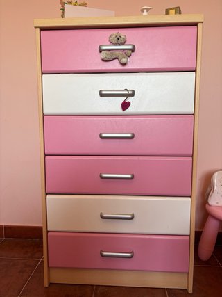 Habitación juvenil completa rosa y blanca