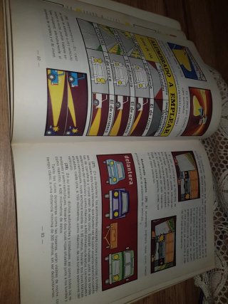 Libro antiguo de Autoescuela 70's