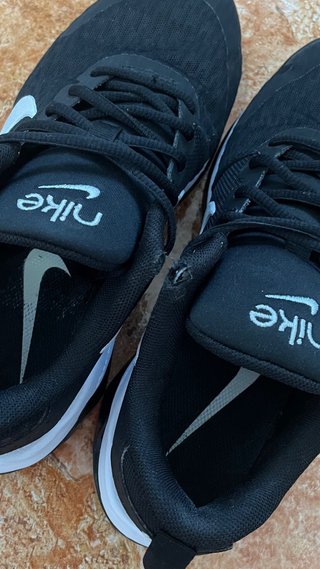Nike Zoom Bella 6 Negro/Blanco