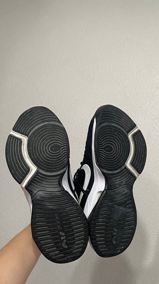 Nike Zoom Bella 6 Negro/Blanco