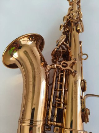 Saxofón soprano curvo Bressant SC-100