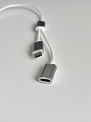 Adaptador USB-C a USB-A y Micro-USB