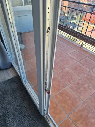 Ventanal PVC Oscilobatiente