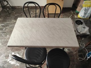 Mesa hostelería con 4 sillas