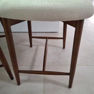 Sgabelli da bar beige e marrone