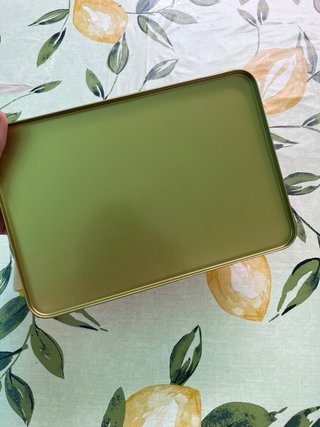 Caja metálica decorada azulejos azules