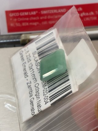 Esmeralda Natural Zambia 8.22 Ct GFCO