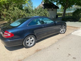Mercedes-Benz  CLK 2004