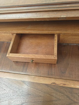 Ribalta in legno con cassetti vintage