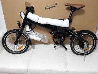 Bicicleta eléctrica plegable MOMA nueva
