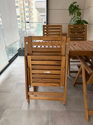 Mesa y 4 Sillas de Terraza Madera