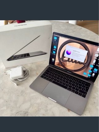MacBook Pro Gris Espacial